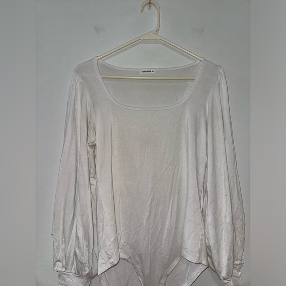 Pre-Owned MD Jorasob White Long Sleeve Flowy Bodysuit - Picture 2 of 8
